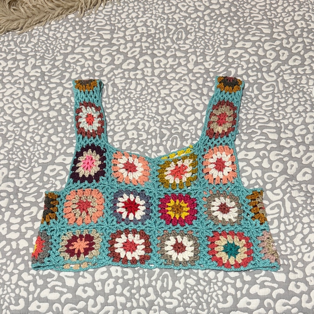 Le Lis Multicolor Crochet Top